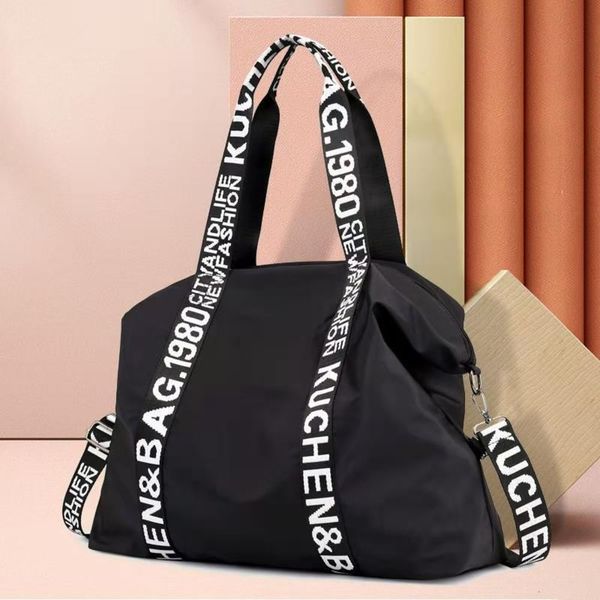 luxurys designers autumn and winter 2021 handbag fashion horizontal oxford bhutto mommy straddle women's bag
luxurys designers autumn and winter 2021 handbag fashion horizontal oxford bhutto mommy straddle women's bag
