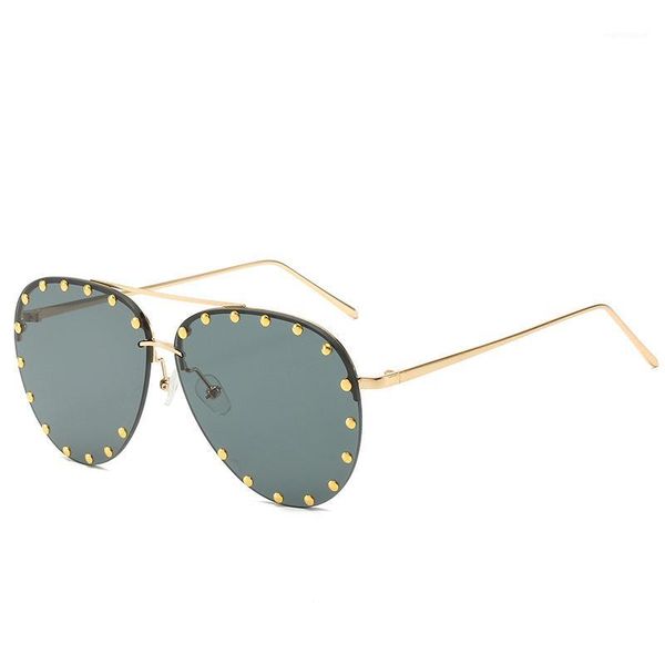 2020 fashion rimless pilot sunglasses women vintage design diamond cutting lens rivet sun glasses for female uv4001, White;black
2020 fashion rimless pilot sunglasses women vintage design diamond cutting lens rivet sun glasses for female uv4001, White;black