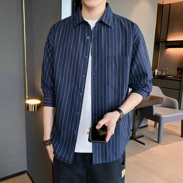 2021 brand spring autumn long sleeves new flannel collar korea styles shirt for men's striped harajuku clothing eels, White;black
2021 brand spring autumn long sleeves new flannel collar korea styles shirt for men's striped harajuku clothing eels, White;black
