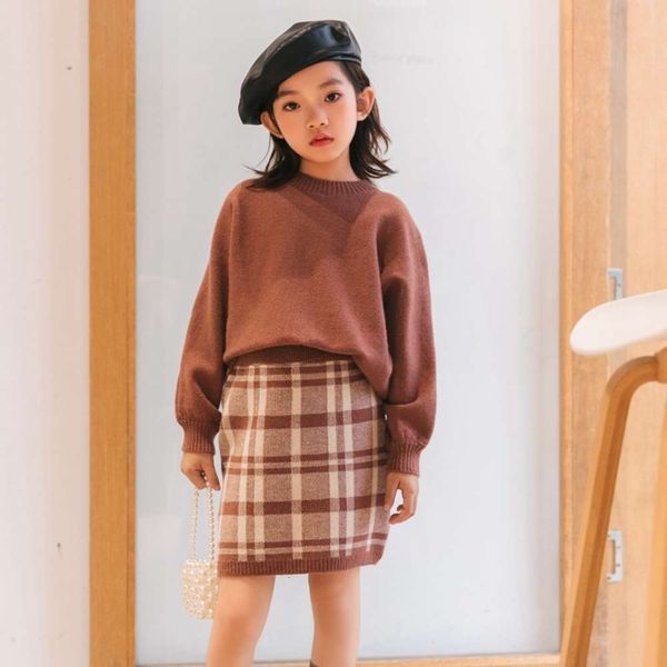 autumn and winter new children's sweater 2020 h8210 korean girls' t-shirt plaid short skirt knitted two-piece set, Blue
autumn and winter new children's sweater 2020 h8210 korean girls' t-shirt plaid short skirt knitted two-piece set, Blue