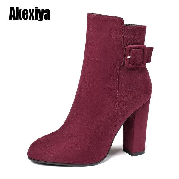 2020 новой зима женщина платформа boots мода толстых bottom ботильоны мода круглого toe пряжка лодыжка botas mujer w017, Black
2020 новой зима женщина платформа boots мода толстых bottom ботильоны мода круглого toe пряжка лодыжка botas mujer w017, Black
