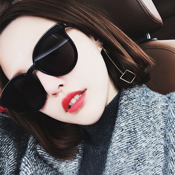 new brand designer cat eye women men luxury plastic sun glasses classic retro outdoor round sunglasses2021
new brand designer cat eye women men luxury plastic sun glasses classic retro outdoor round sunglasses2021