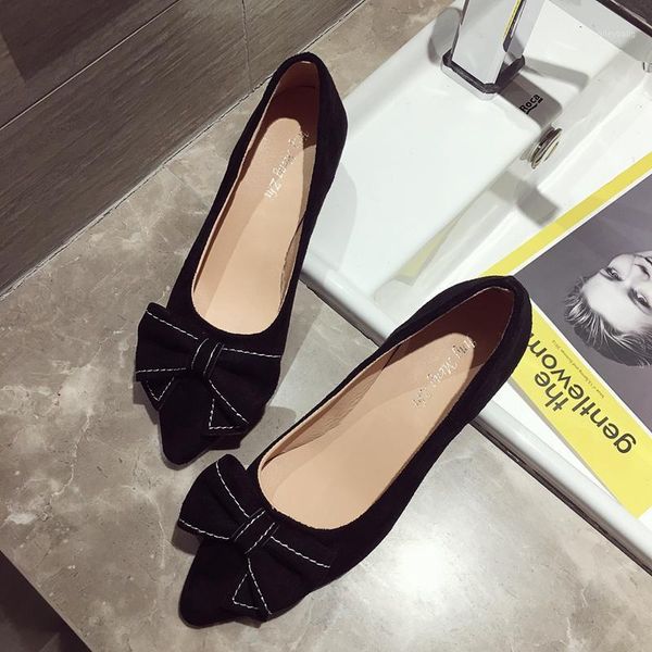 single shoes women's 2020 spring korean wild thick heels shallow mouth bow pointed net red super fire fairy shoes1, Black
single shoes women's 2020 spring korean wild thick heels shallow mouth bow pointed net red super fire fairy shoes1, Black