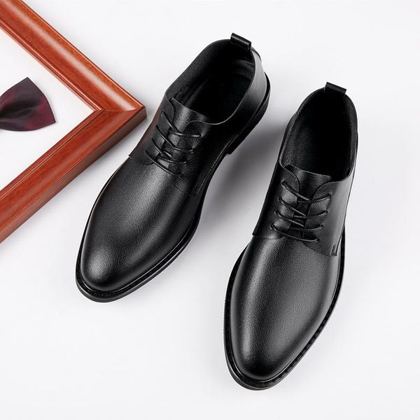 black formal leather shoes men social business casual male lace-up dress shoes comfortable rubber sole moccasins oxford
black formal leather shoes men social business casual male lace-up dress shoes comfortable rubber sole moccasins oxford
