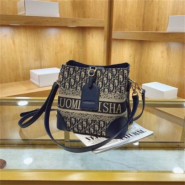 outlet sale 80% off advanced texture bag women's 2022 new fashion versatile foreign style messenger bag, popular high-capacity bucket b
outlet sale 80% off advanced texture bag women's 2022 new fashion versatile foreign style messenger bag, popular high-capacity bucket b