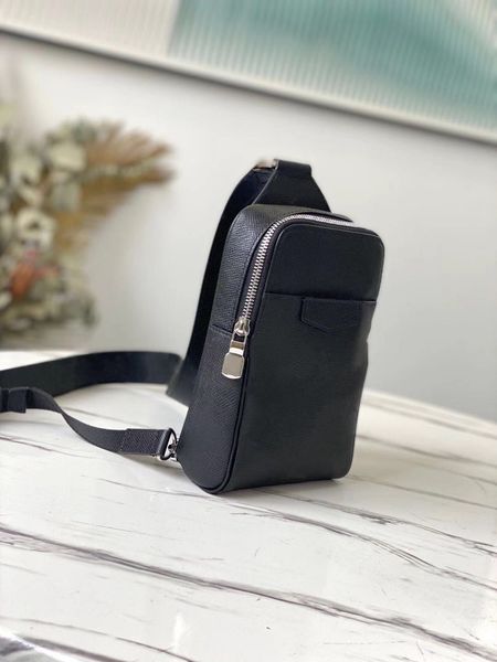 men's classic coated canvas outdoor shoulder bag with cowhide trim hook adjustable shoulders strap for easy carrying boys fashion chest
men's classic coated canvas outdoor shoulder bag with cowhide trim hook adjustable shoulders strap for easy carrying boys fashion chest