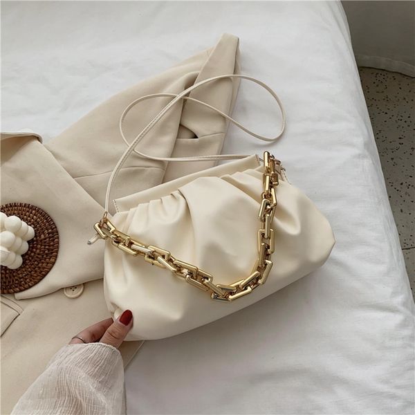 iqy3x color 2020 new texture chain single shoulder straddle portable color women's cloud material solid bag simple solid women's b
iqy3x color 2020 new texture chain single shoulder straddle portable color women's cloud material solid bag simple solid women's b
