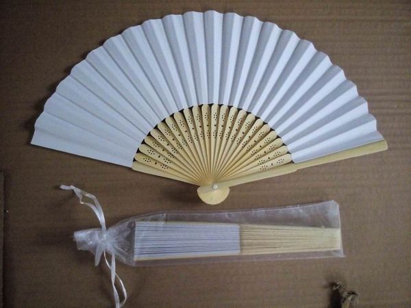 saling 100 pcs/lot white folding elegant paper hand fan with gift bag wedding&party favors 21cm
saling 100 pcs/lot white folding elegant paper hand fan with gift bag wedding&party favors 21cm