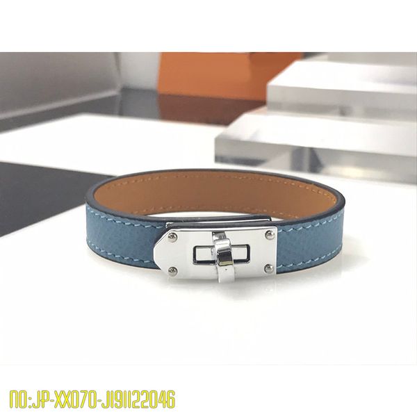 2020 now wholesale fashion titanium steel pure leather bracelet jewelry double skin h bracelet real leather round buckle bracelet for wome, Black
2020 now wholesale fashion titanium steel pure leather bracelet jewelry double skin h bracelet real leather round buckle bracelet for wome, Black