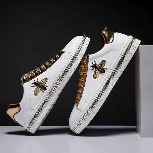 new fashion bee embroidery golden mens shoes casual outdoor low flats men casual shoes couple glitter sneakers zapatos de hombre 201007, Black
new fashion bee embroidery golden mens shoes casual outdoor low flats men casual shoes couple glitter sneakers zapatos de hombre 201007, Black