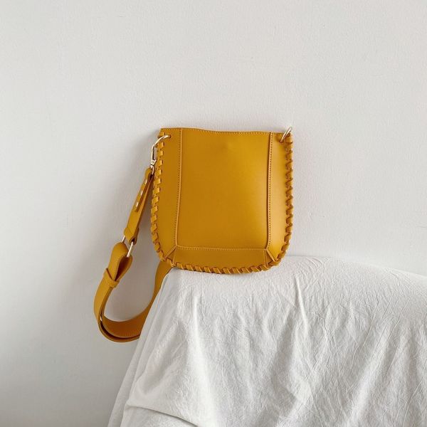 y65ii ins korean new diagonal women's creative band 2020 small small fashion bagsquare square broad personality women's shoulder b
y65ii ins korean new diagonal women's creative band 2020 small small fashion bagsquare square broad personality women's shoulder b