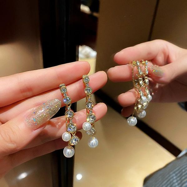 dangle & chandelier korean trendy shiny rhinestone pearl temperament long drop earrings for women jewelry statement, Silver
dangle & chandelier korean trendy shiny rhinestone pearl temperament long drop earrings for women jewelry statement, Silver