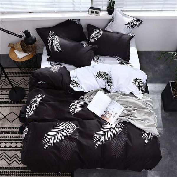 printed black white banana leaf bedding duvet cover pillowcases bedsheet set king size bedding sets luxury full size bed set new1
printed black white banana leaf bedding duvet cover pillowcases bedsheet set king size bedding sets luxury full size bed set new1