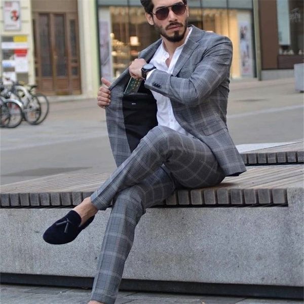 new arrival mens suits slim fit male business formal wedding tuxedos custom made boy friend suit male 2 pieces 201106, White;black
new arrival mens suits slim fit male business formal wedding tuxedos custom made boy friend suit male 2 pieces 201106, White;black
