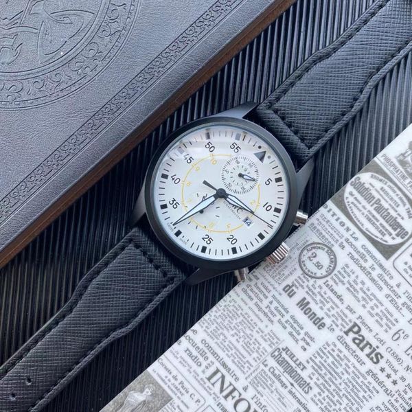 selling new leather strap men's watch fashion quartz double calendar life waterproof watch large dial sports business men's watch, Slivery;brown
selling new leather strap men's watch fashion quartz double calendar life waterproof watch large dial sports business men's watch, Slivery;brown