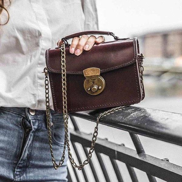 женская ретро кожа сумочка мода малый квадрат мешок плеча цепи сумка 
женская ретро кожа сумочка мода малый квадрат мешок плеча цепи сумка