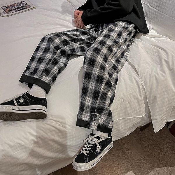 spring 2021 straight-leg athletic casual checked pants neutral pants men's harlem, Black
spring 2021 straight-leg athletic casual checked pants neutral pants men's harlem, Black
