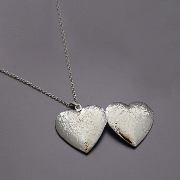 1pc heart flower shell p frame pendant necklace stainless steel charms locket necklaces women men fashion memorial jewelry, Silver
1pc heart flower shell p frame pendant necklace stainless steel charms locket necklaces women men fashion memorial jewelry, Silver