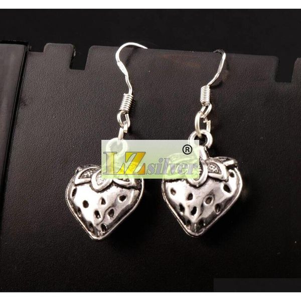 3d strawberry earrings 925 silver fish ear hook 20pairs/lot antique silver chandel sqciul homes2007 
3d strawberry earrings 925 silver fish ear hook 20pairs/lot antique silver chandel sqciul homes2007
