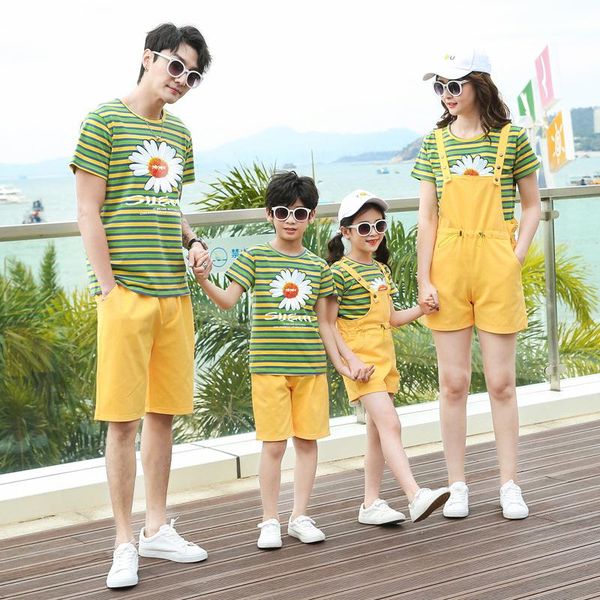 summer family matching эпикировка мать дочь matching одежда двухсекционный установить папа сын футболка + шорты пара отдыха одежда set, Blue
summer family matching эпикировка мать дочь matching одежда двухсекционный установить папа сын футболка + шорты пара отдыха одежда set, Blue