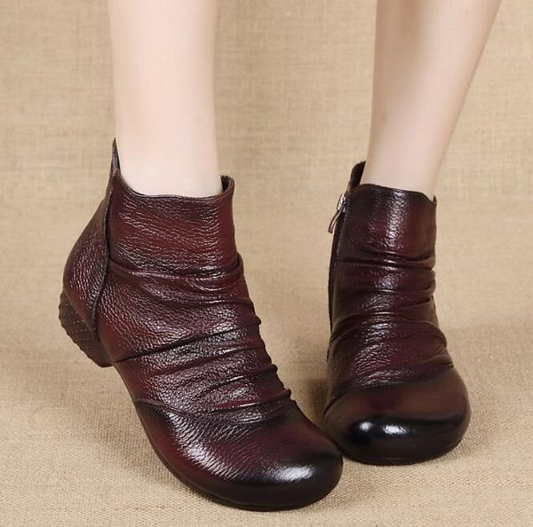 leather casual boots women shoes boots uppers are imported calfskin natural wrinkle female short boots, Black
leather casual boots women shoes boots uppers are imported calfskin natural wrinkle female short boots, Black