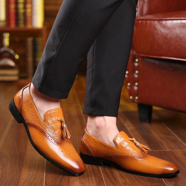 dress shoes black shoe autumn para informales zapatos de moccasins men sapato cuero fashion man zapatillas hombre couro formal size
dress shoes black shoe autumn para informales zapatos de moccasins men sapato cuero fashion man zapatillas hombre couro formal size