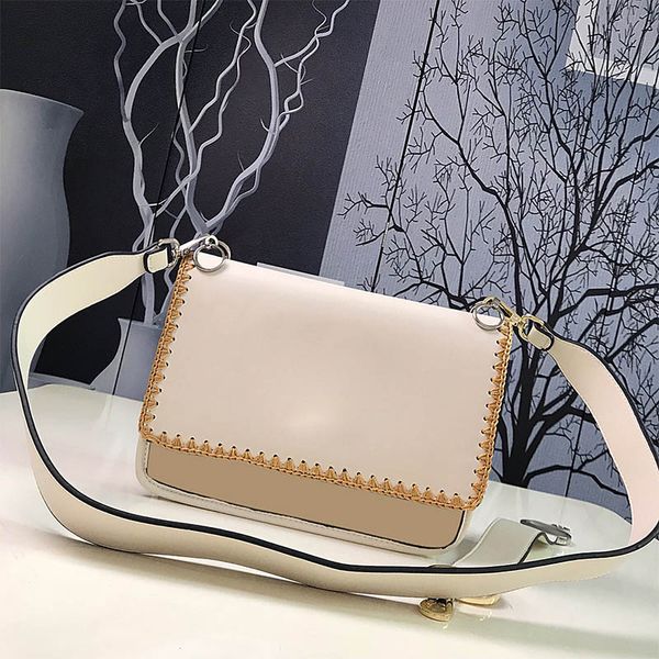 classic ladies clutches fashion trend handbags japanese and korean retro style messenger bags shoulder bags wallets portable cosmetic bags
classic ladies clutches fashion trend handbags japanese and korean retro style messenger bags shoulder bags wallets portable cosmetic bags