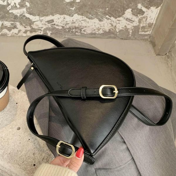 cross body small pu leather crossbody bags for women 2021 rivets shoulder messenger bag female travel handbags chain
cross body small pu leather crossbody bags for women 2021 rivets shoulder messenger bag female travel handbags chain