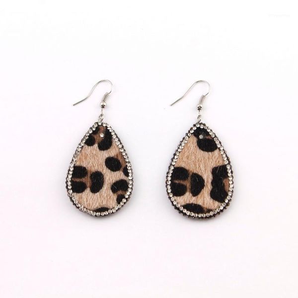 vintage leopard geometric oval pave crystal leather water drop earrings tortoiseshell pu leather teardrop earrings for women1, Silver
vintage leopard geometric oval pave crystal leather water drop earrings tortoiseshell pu leather teardrop earrings for women1, Silver