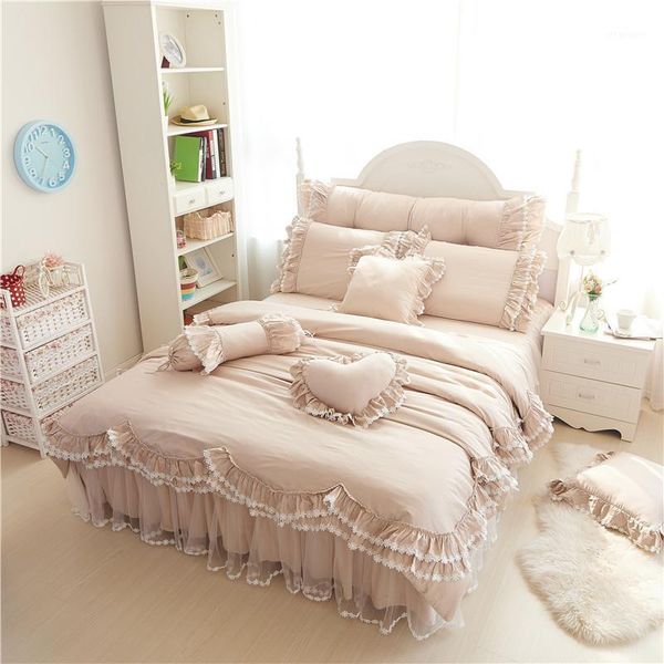 ruffles lace luxury bedding sets 100% cotton full king size princess bed set 4/7pcs duvet cover+bedskirt+pillowcases1
ruffles lace luxury bedding sets 100% cotton full king size princess bed set 4/7pcs duvet cover+bedskirt+pillowcases1