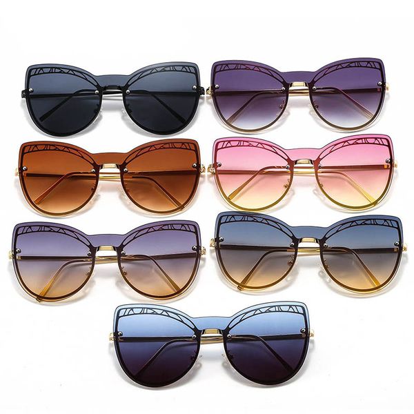 new big cat-eye women sunglasses full metal lace design frame with fashion one piece lenses multi colors, White;black 
new big cat-eye women sunglasses full metal lace design frame with fashion one piece lenses multi colors, White;black