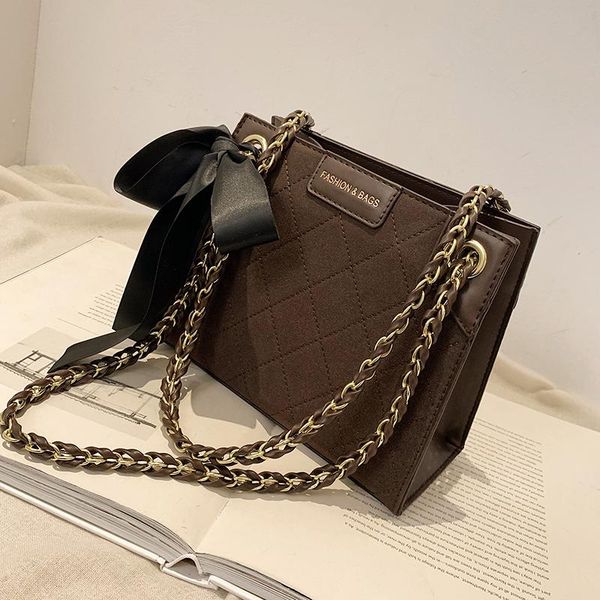 winter black suede leather retro crossbody bag women's bag 2021 new fashion all-match simple shoulder tote
winter black suede leather retro crossbody bag women's bag 2021 new fashion all-match simple shoulder tote