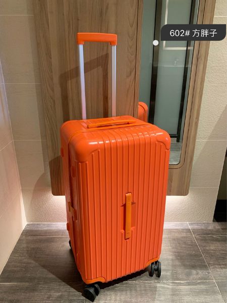 trolley case pc anti-wear material tsa customs lock thickened aluminum alloy suitcase angle large capacity suitcases aviation r
trolley case pc anti-wear material tsa customs lock thickened aluminum alloy suitcase angle large capacity suitcases aviation r