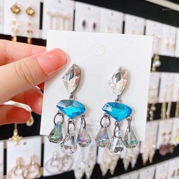 ztech clear & pure rhinestone drop earrings crystal hanging elegant irregular dangle earrings fashion jewellry for women gifts1, Silver
ztech clear & pure rhinestone drop earrings crystal hanging elegant irregular dangle earrings fashion jewellry for women gifts1, Silver