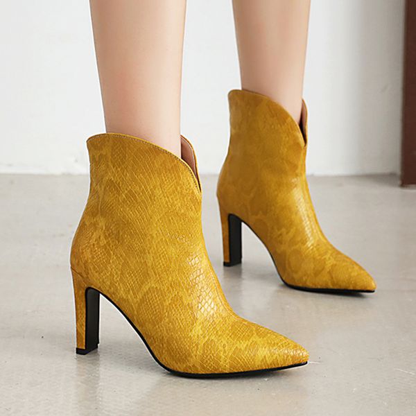 2021 new size female fashions printing toe ankle winter boots white lady thick heels high yellow shoes n1pq, Black
2021 new size female fashions printing toe ankle winter boots white lady thick heels high yellow shoes n1pq, Black