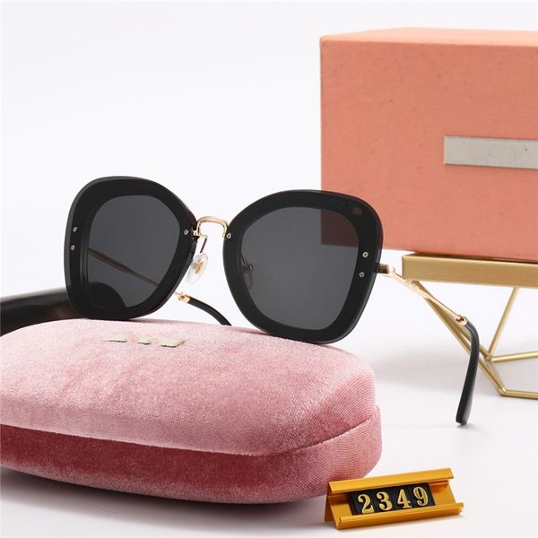 2021 new summer womens designer sunglasses luxury woman sunglasses adumbral goggle glasses uv400 highly quality with box gafas de sol, White;black
2021 new summer womens designer sunglasses luxury woman sunglasses adumbral goggle glasses uv400 highly quality with box gafas de sol, White;black