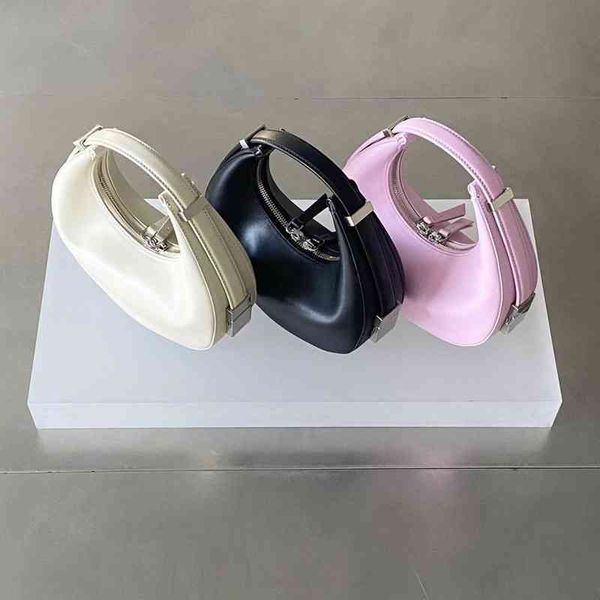 2021 south korea osoi crescent leather bag armpit elegant temperament mini portable shoulder
2021 south korea osoi crescent leather bag armpit elegant temperament mini portable shoulder