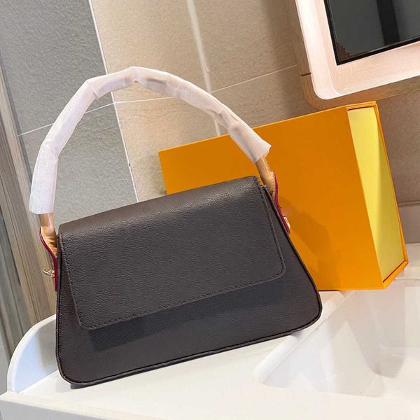 new women's handbags shoulder bags 2021 fashion elling baguette bag leather ladies cross crossbody bag original box
new women's handbags shoulder bags 2021 fashion elling baguette bag leather ladies cross crossbody bag original box