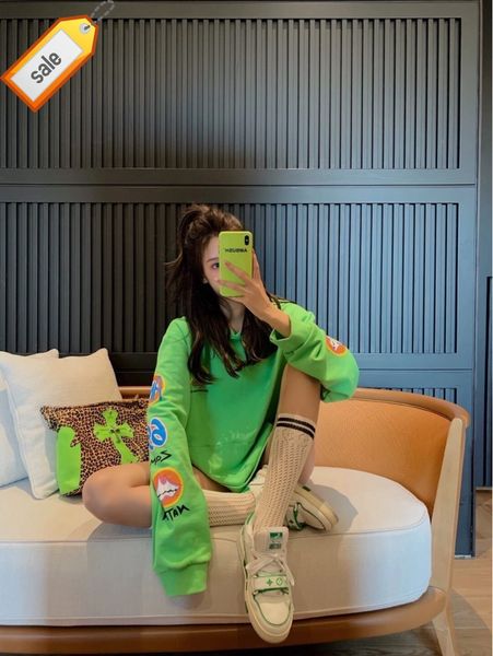 autumn ch cross brand 2022 and winter new printed sweater coat tide couple long sleeve green blouse female, Black 
autumn ch cross brand 2022 and winter new printed sweater coat tide couple long sleeve green blouse female, Black