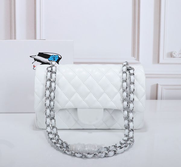 2023 designer handbag shoulder chain bag clutch letter solid color buckle waist square stripe ladies luxur
2023 designer handbag shoulder chain bag clutch letter solid color buckle waist square stripe ladies luxur