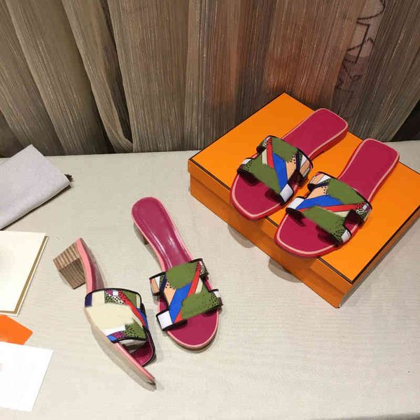 women slippers designer real leather sandals ladies platform sandal summer flat flip flop outdoor beach luxury slipper with box, Black
women slippers designer real leather sandals ladies platform sandal summer flat flip flop outdoor beach luxury slipper with box, Black