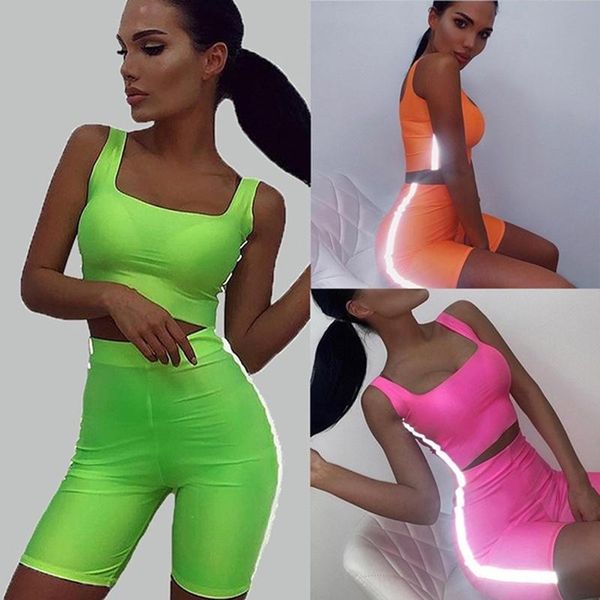 reflective stripes cropped and shorts tracksuits women two piece set 2pcs sportswear gym workout sports yoga running set, Black;blue
reflective stripes cropped and shorts tracksuits women two piece set 2pcs sportswear gym workout sports yoga running set, Black;blue