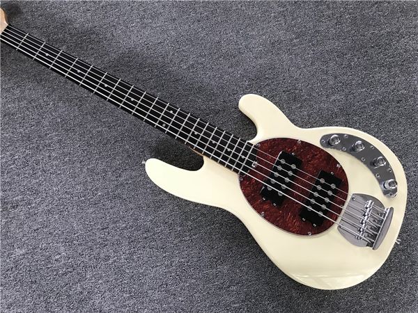 new 5 strings active circuit white body electric bass guitar with chrome hardware,maple fingerboard,offer customize
new 5 strings active circuit white body electric bass guitar with chrome hardware,maple fingerboard,offer customize