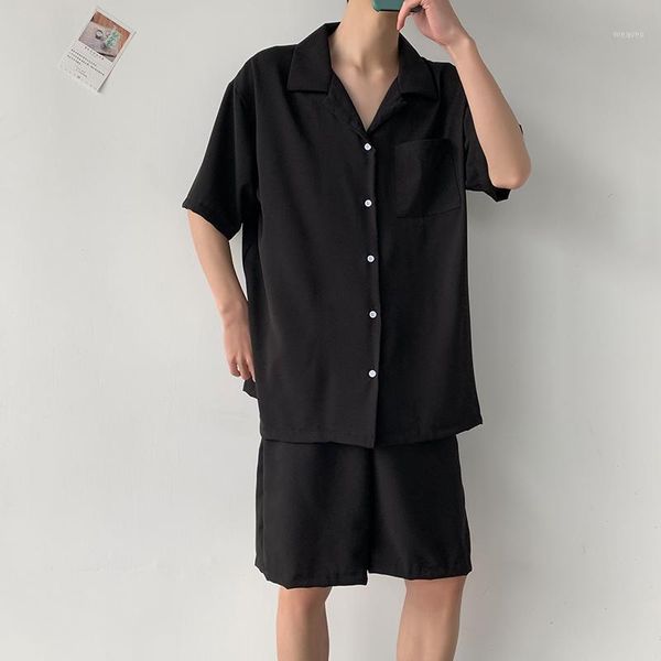 male vintage short sleeve loose pullover casual japan streetwear shirt men 2 pieces sets suits shirt shorts1, White;black
male vintage short sleeve loose pullover casual japan streetwear shirt men 2 pieces sets suits shirt shorts1, White;black