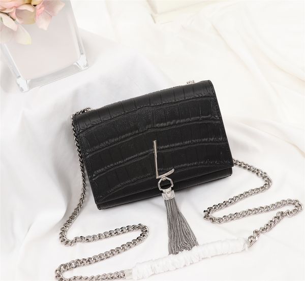 new imported crocodile skin series chain tassel shoulder bag 311224-1 each bag has a unique texture graceful bag
new imported crocodile skin series chain tassel shoulder bag 311224-1 each bag has a unique texture graceful bag