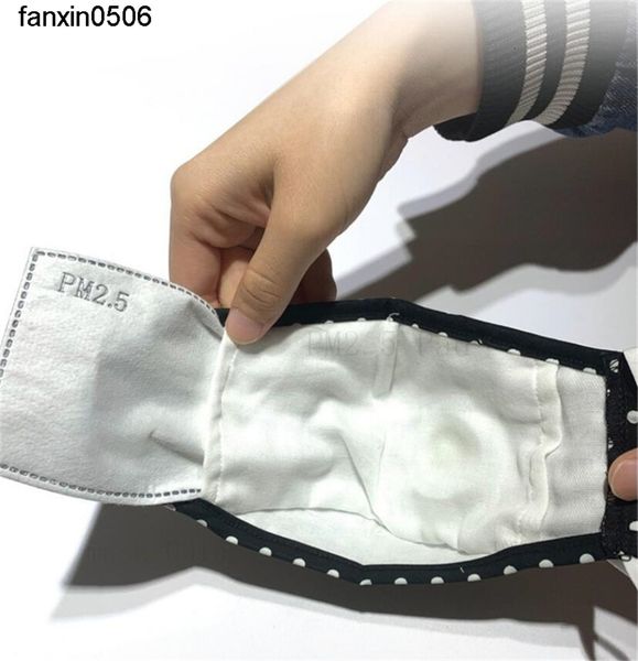 original disposable pm2.5 mask insert filter safety anti dust face mouth mask replacement pad comfortable square cotton mat
original disposable pm2.5 mask insert filter safety anti dust face mouth mask replacement pad comfortable square cotton mat