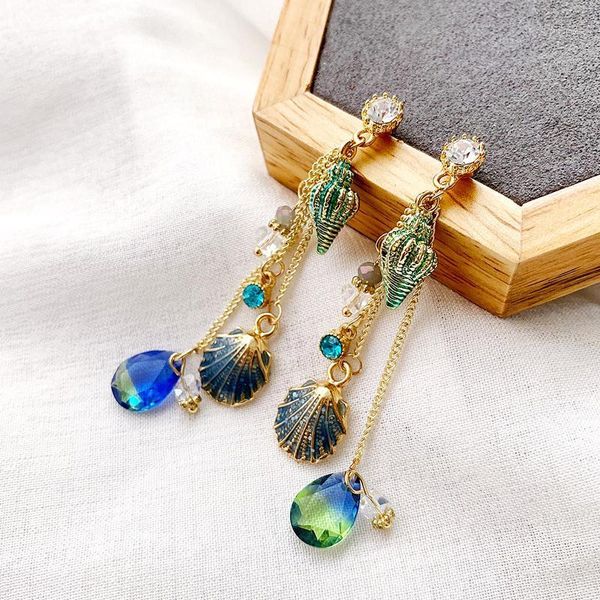 dominated new 2020 women bohemia style long tassels crystal fashion temperament metal shells multicolor drop earrings jewelry1, Silver
dominated new 2020 women bohemia style long tassels crystal fashion temperament metal shells multicolor drop earrings jewelry1, Silver