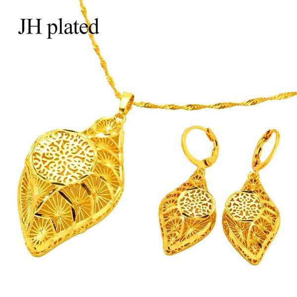 jhplated bridal jewelry set gold color with necklace&earring set for women party, Silver
jhplated bridal jewelry set gold color with necklace&earring set for women party, Silver