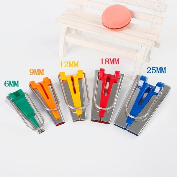 tape bias maker stainless steel sewing tools 6/9/12/18/25mm bias binding tape makers diy fabric crafts making supplies1, Black
tape bias maker stainless steel sewing tools 6/9/12/18/25mm bias binding tape makers diy fabric crafts making supplies1, Black