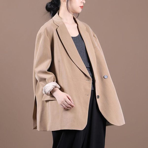 blazer women autumn coat 2021 new leisure loose large size retro split solid color all-match ladies casual suit jacket k1218, White;black
blazer women autumn coat 2021 new leisure loose large size retro split solid color all-match ladies casual suit jacket k1218, White;black